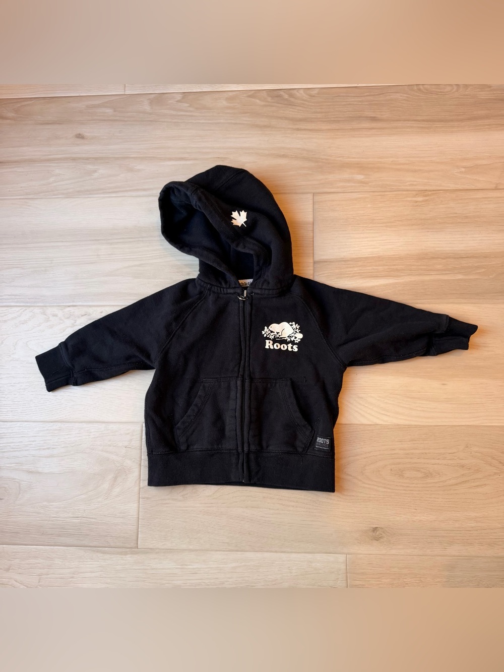 Baby Roots Athletics Black Full-Zip Hoodie Beaver Logo 12-18 Months